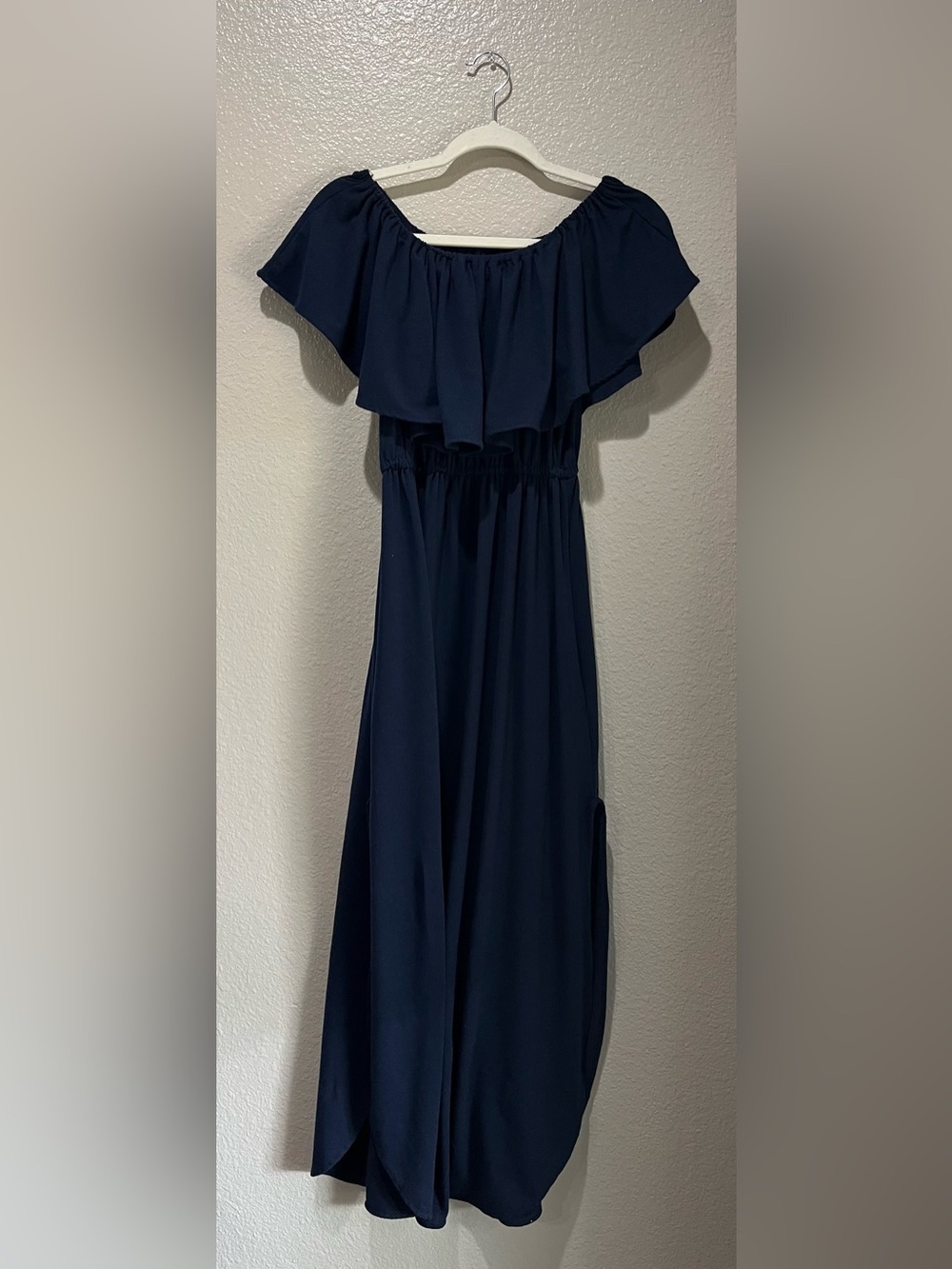 THANTH Off-Shoulder Navy Maxi Dress Ruffle Bodice Sz XS Side Slits Boho TC0364